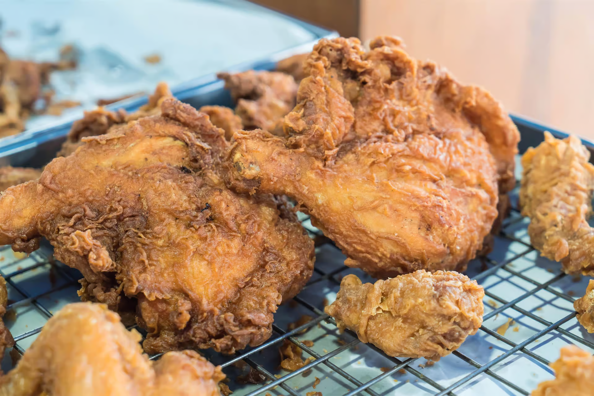 "\u003cstrong\u003eFried Chicken \u003c/strong\u003e"